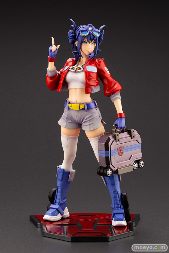 コトブキヤ TRANSFORMERS美少女 コンボイ フィギュア 01