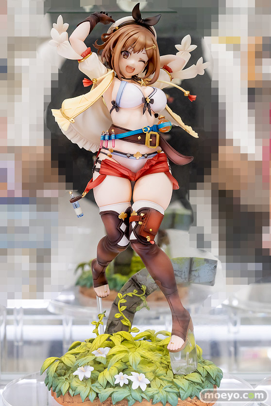 秋葉原の新作フィギュア展示の様子 あみあみ 05