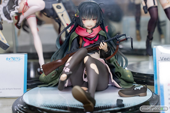 秋葉原の新作フィギュア展示の様子 あみあみ 13