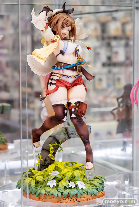 あみあみ×AMAKUNI ライザのアトリエ ~常闇の女王と秘密の隠れ家~ ライザ(ライザリン・シュタウト) AMAKUNI 星名詠美 天王洲あいる にゃばー フィギュア あみあみ 02