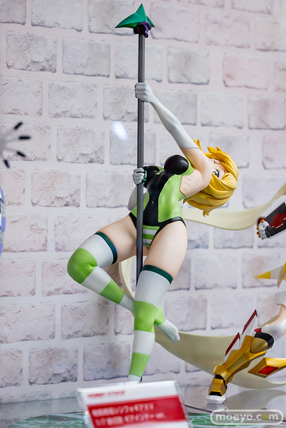 ホビーストック 戦姫絶唱シンフォギアXV 暁切歌 ギアインナー ver. フィギュア ほっけ たけうちハム ウイング ボークス 02