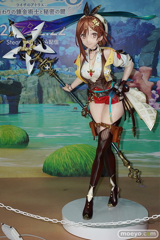 東京ゲームショウ2022 ライザのアトリエ3 ライザ 等身大フィギュア 01