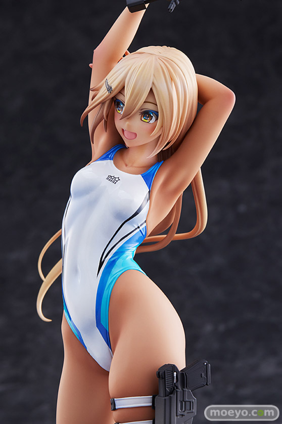 深井涼介が展開する『ARMS NOTE』より、AMAKUNIフィギュア「ARMS NOTE 水泳部のコウハイちゃん」の再販と2種のカラーバリエーションが発売決定！28