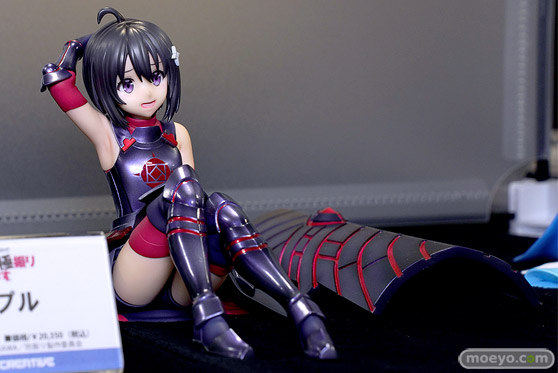 ユニオンクリエイティブ 『痛いのは嫌なので防御力に極振りしたいと思います。』メイプル デザインココ フィギュア 2022夏 ホビーメーカー合同展示会 02