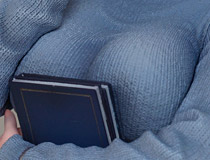 【アダルトフィギュア】メルヘンパンチ「文学少女 秋月くるみ illustration 魔太郎」新作エロフィギュア彩色サンプル画像レビュー(前編)