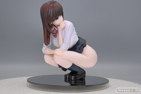 加瀬大輝 しゃがみJKさん エロ フィギュア B´full hisu インサイト  04