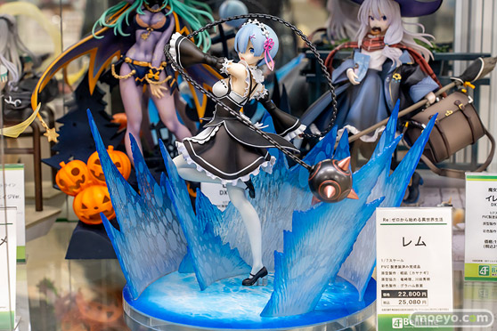 秋葉原の新作フィギャ展示の様子 あみあみ  32