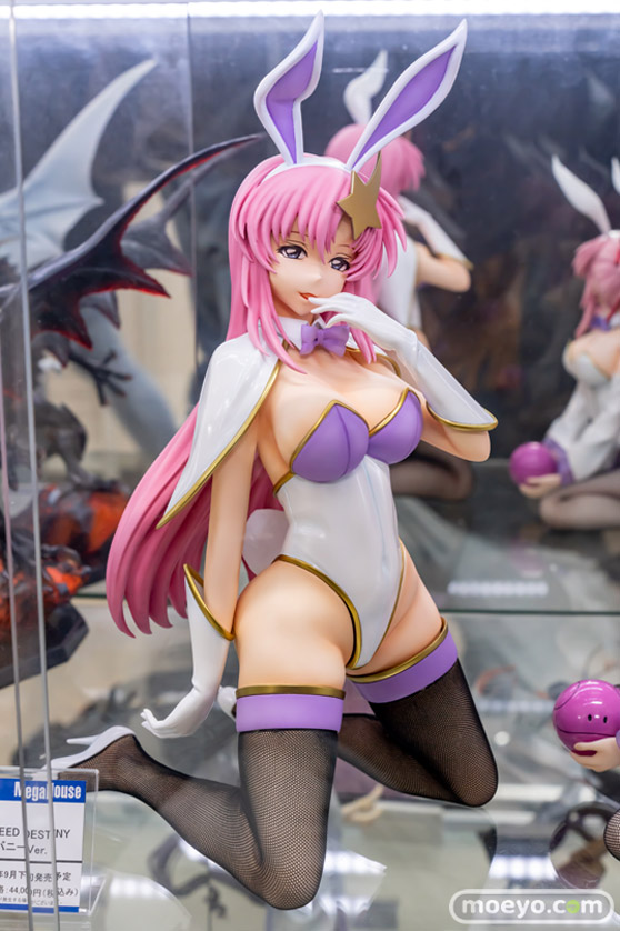 秋葉原の新作フィギュア展示の様子 あみあみ 33