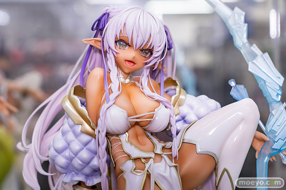 秋葉原の新作フィギュア展示の様子 あみあみ 38