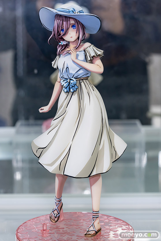 筆一本からはじめる アニメ塗りフィギュアの教科書 MAマン先生の作品展示 あみあみ 13