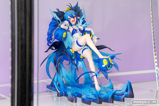 あみあみ×AMAKUNI BOMBERGIRL アクア(レウィシア・アクアブルー)ヴァンパイアネグリジェVer. ヤドカリ あきもとはじめ メガホビEXPO2022 NEW DOT フィギュア 02