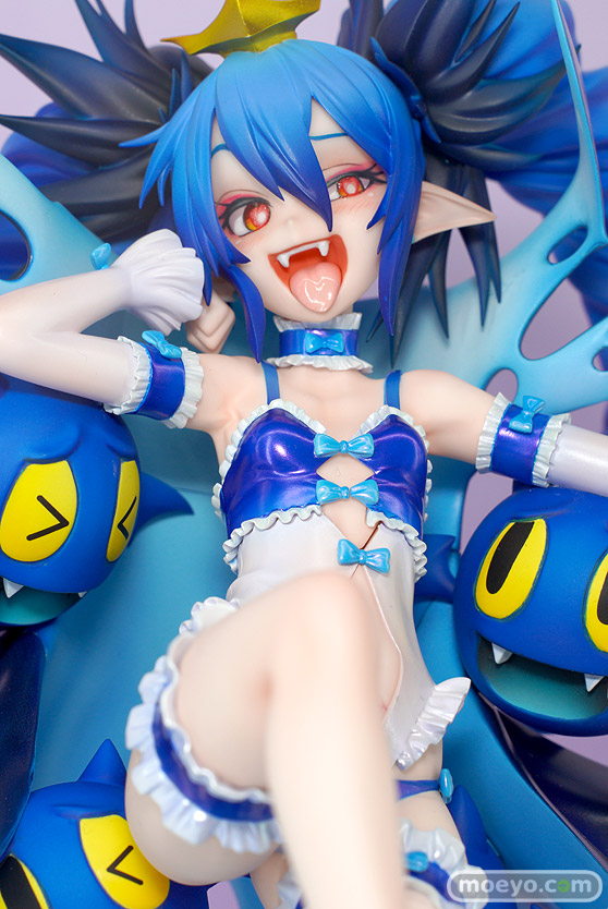 あみあみ×AMAKUNI BOMBERGIRL アクア(レウィシア・アクアブルー)ヴァンパイアネグリジェVer. ヤドカリ あきもとはじめ メガホビEXPO2022 NEW DOT フィギュア 04