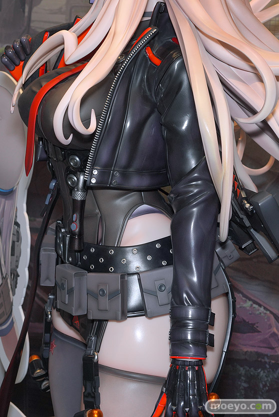 NIKKE 等身大 ラピ フィギュア コミックマーケット101 NIKKE等身大ラピ メガニケ 08