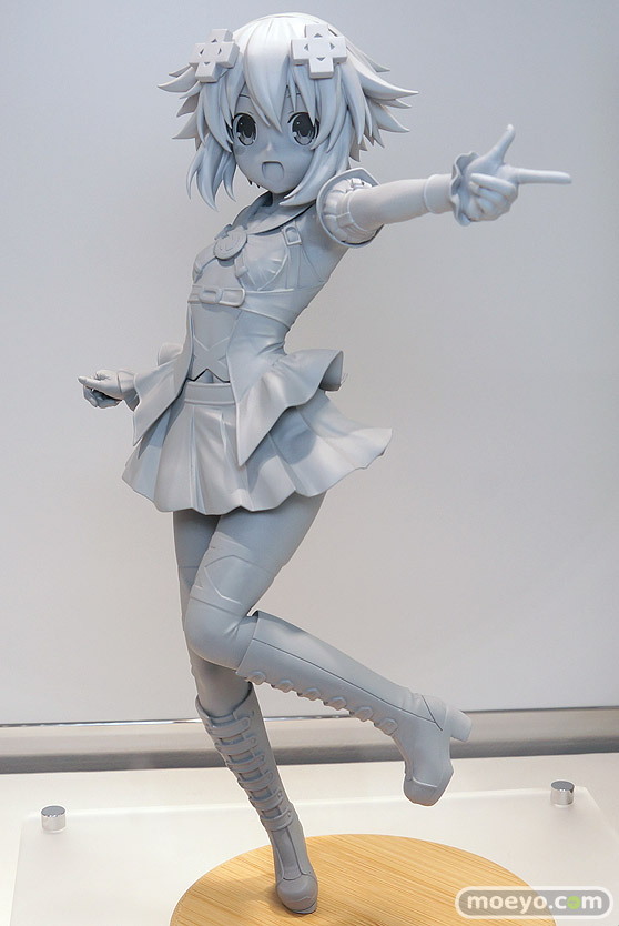 ファレノ ネプテューヌ VVV 目出ル金 フィギュア　あみあみホビーキャンプ2022秋 01