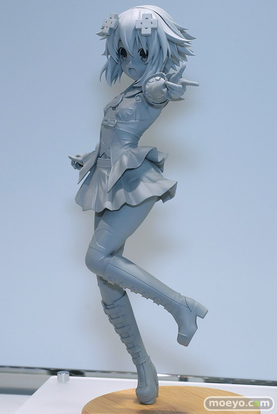 ファレノ ネプテューヌ VVV 目出ル金 フィギュア　あみあみホビーキャンプ2022秋 03