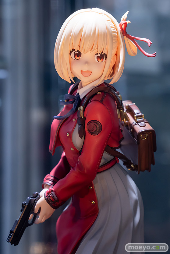 秋葉原の新作フィギュア展示の様子 あみあみ 03