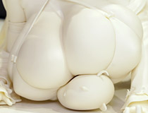 【WF2023冬】ミメヨイ新作美少女フィギュア「アズールレーン 樫野 湯上がりプレシュアタイム」製作中無彩色サンプルが展示！