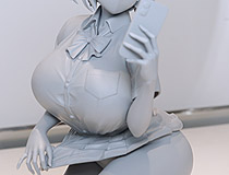 【アダルトフィギュア】【WF2023冬】スカイさんのイラストを立体化！Lovely新作エロフィギュア「媛子」監修中原型が展示！