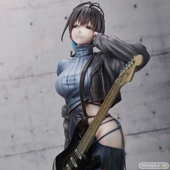 ユニオンクリエイティブ hitomio拾六イラスト『ギター妹妹(メイメイ) バックレスドレス』 木村 フィギュア 06