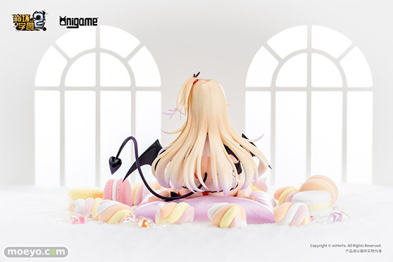 AniGame 崩壊学園 フェミリス・小悪魔 フィギュア 04