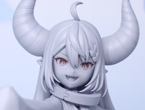【WF2023冬】グッドスマイルカンパニー新作美少女フィギュア「ホロライブプロダクション ラプラス・ダークネス」監修中原型が展示！