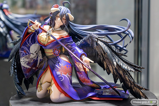 秋葉原の新作フィギュア展示の様子 あみあみ 01