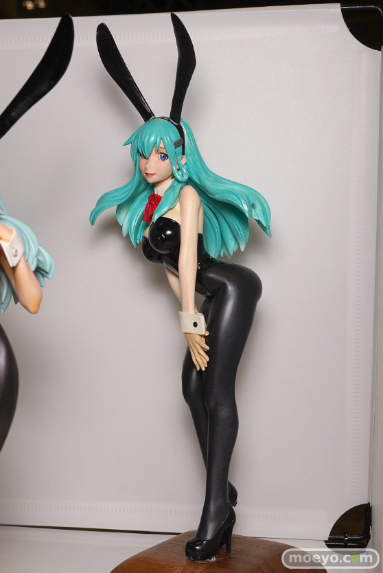 画像　フィギュア　サンプル　レビュー　ワンダーフェスティバル2023 [冬]　カインドオブマジック 兎は亀 暴風雨の紙飛行機 07