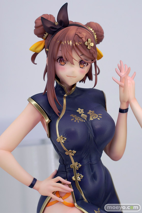 ファット・カンパニー ライザのアトリエ2 ライザ＆クラウディア チャイナドレスVer. ヤドカリ とり いなば フィギュア ワンダーフェスティバル2023 [冬] 04