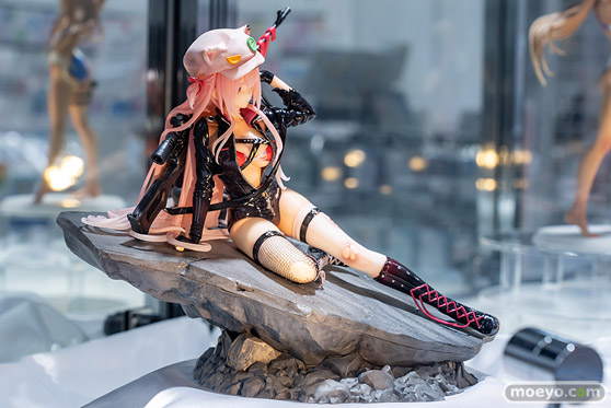 渋谷スクランブルフィギュア ドールズフロントライン UKM-2000 疾風迅雷 -重傷 Ver.- もぐもぐさん デザインココ あみあみ フィギュア 03