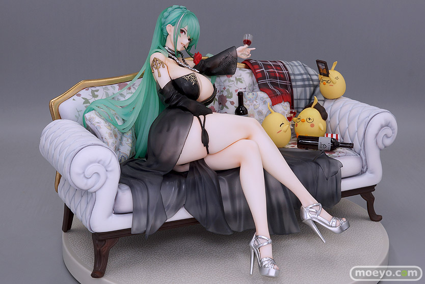 ダイキ工業 アズールレーン リットリオ カラブリア・アウレア 株式会社エムアイシー フィギュア 02