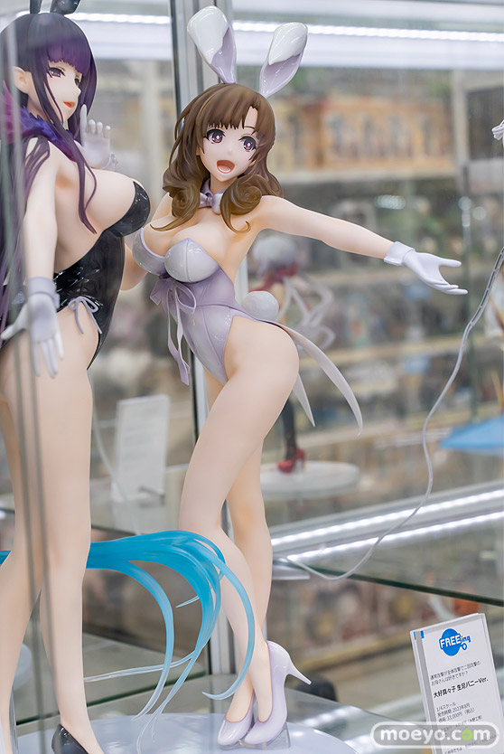 フリーイング B-style 通常攻撃が全体攻撃で二回攻撃のお母さんは好きですか? 大好真々子 生足バニーVer. 永野健民 ピンポイント フィギュア あみあみ 02