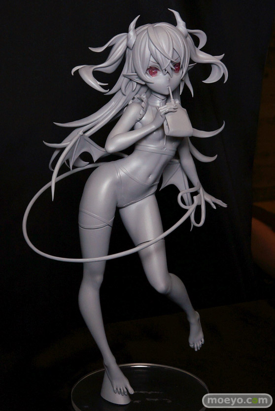 画像　フィギュア　サンプル　レビュー　ワンダーフェスティバル2023 [夏]　えいてぃーん  褐色吸血鬼 夜ちゃん illustration by 湯気 Agito 02