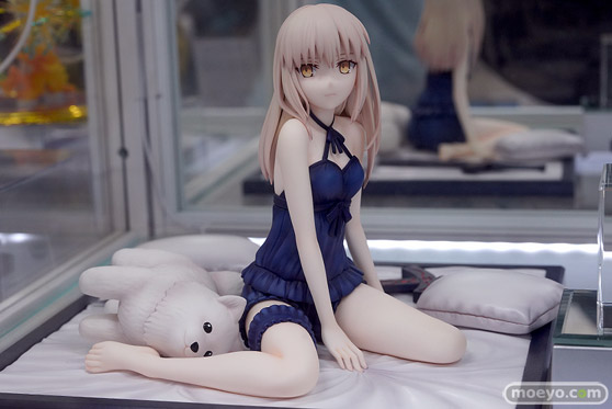 秋葉原の新作フィギュア展示の様子 あみあみ 嫁エロフ  2023年8月12日 14