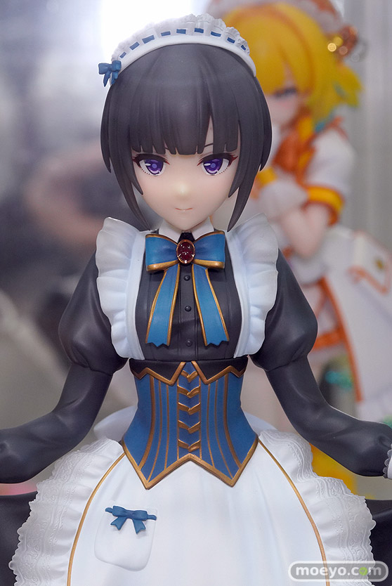 秋葉原の新作フィギュア展示の様子 あみあみ 嫁エロフ  2023年8月12日 18