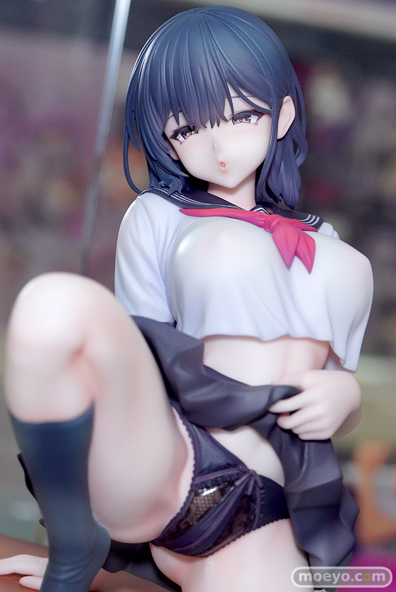 秋葉原の新作フィギュア展示の様子 あみあみ 嫁エロフ  2023年8月12日 61