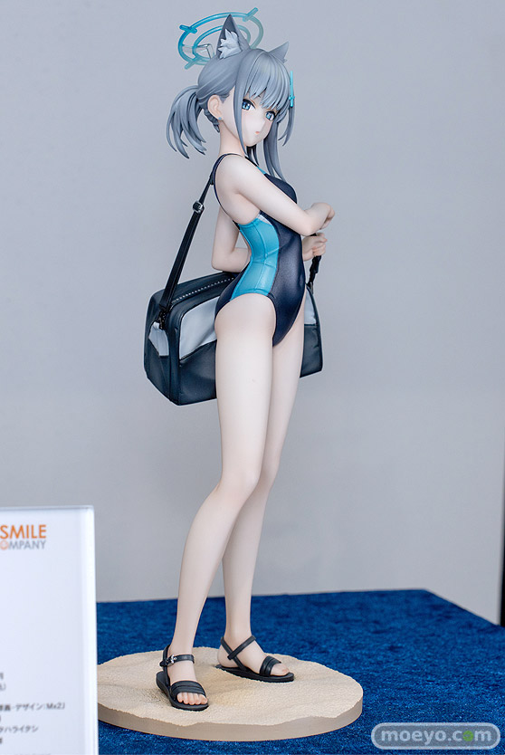 グッドスマイルカンパニー ブルーアーカイブ -Blue Archive- 砂狼シロコ(水着) 岡雅聡 パン大好き主婦 GSC制作部 カタハライタシ Mx2J ブルーアーカイブ 2.5th Anniversary POP UP STORE inアキバCOギャラリー フィギュア 02