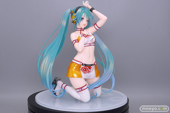 マックスファクトリー レーシングミク 2010Ver. Art by 矢吹健太朗 ひろし あきもとはじめ フィギュア 製品版 02