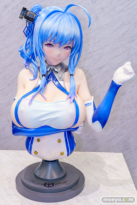 アズールレーン 6th Anniversary Fes. 秋葉原 フィギュア フリーイング セントルイス 胸像 ノーブラ 等身大 01