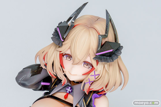 アズールレーン 6th Anniversary Fes. 秋葉原 フィギュア GOLDENHEAD+ アズールレーン ローン μ兵装 iTANDi namoji サウザンド アリスグリント 05