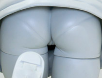 【WF2023夏】ベルファイン新作美少女フィギュア「あやかしトライアングル 花奏すず 妖巫女装束Ver.」監修中原型が展示！