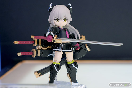 neco 初個展[N／DOLL]　ヒト回帰 NH-01- FALSLANDER HEXE 50