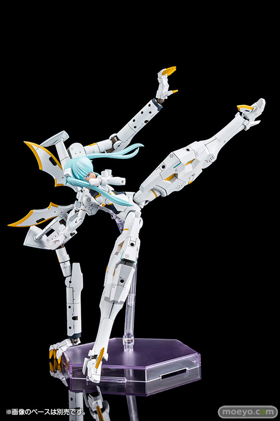 コトブキヤ メガミデバイス コラボ 武装神姫 悪魔型 ストラーフ リペイントカラーバージョン 1/1 プラモデル 浅井真紀 清水康智 堀克彦 福元徳宝 たすく 鳥山とりを 雨間アイプリント 06
