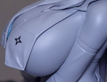 【2023夏合同展示会】ホビーストック新作美少女フィギュア「シノビマスター 閃乱カグラ NEW LINK 紫 セクシーナース ver.」監修中原型が展示！