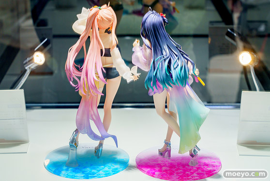 秋葉原の新作フィギュア展示の様子 あみあみ 02