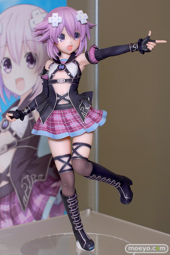 ファレノ ブイブイブイテューヌ ネプテューヌ 目出ル金 フィギュア 2024 冬 ホビーメーカー合同展示会 03