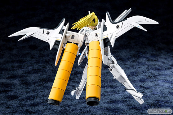 コトブキヤ メガミデバイス コラボ 武装神姫 天使型 アーンヴァル トランシェ2 プラモデル 浅井真紀 清水康智 堀克彦 福元徳宝 たすく 鳥山とりを 雨間 02