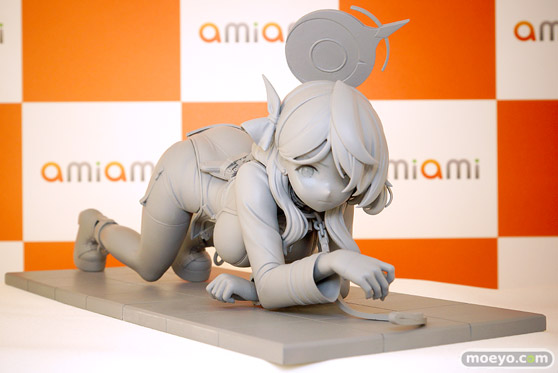 ワンダーフェスティバル2024 [冬]  フィギュア あみあみ ブルーアーカイブ アコ DoReMi うなじ 01