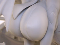 【WF2024冬】AMAKUNI新作美少女フィギュア「BOMBERGIRL プルーン サキュバスチアコス Ver.」監修中原型が展示！