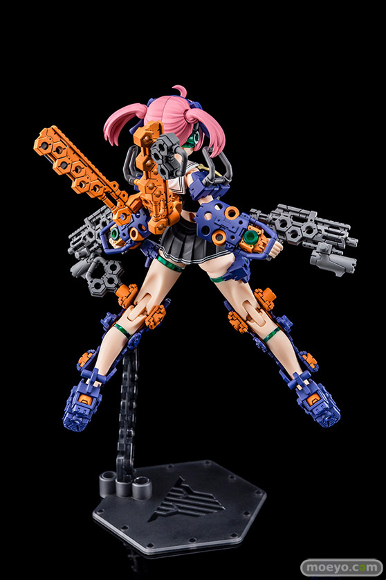 コトブキヤ メガミデバイス BUSTER DOLL ガンナー MIDNIGHT FANG 浅井真紀 福元徳宝 吉本アートファクトリー たすく 鳥山とりを 雨間 プラモデル 02