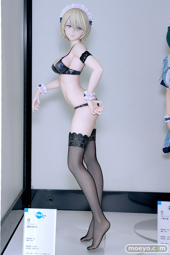 スマイルフェス2024　 フィギュア 勝利の女神：NIKKE ヘルム：アクアマリン 金色の闇 モモ バニーVer. 16